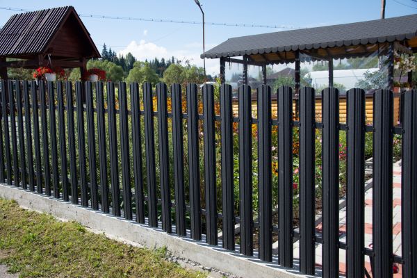 Aluminum Fence Installation