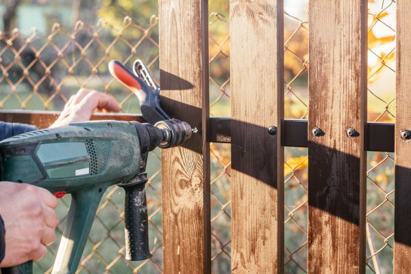Wood Fence Maintenance - Wood Fence Maintenance Fort Lauderdale, Florida