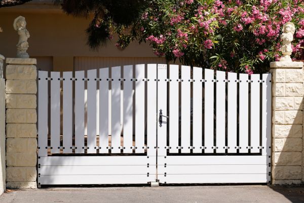 Composite Fence Installation
