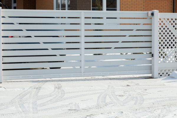Composite Fence Installation