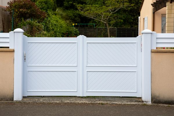 Vinyl Gate Renovation