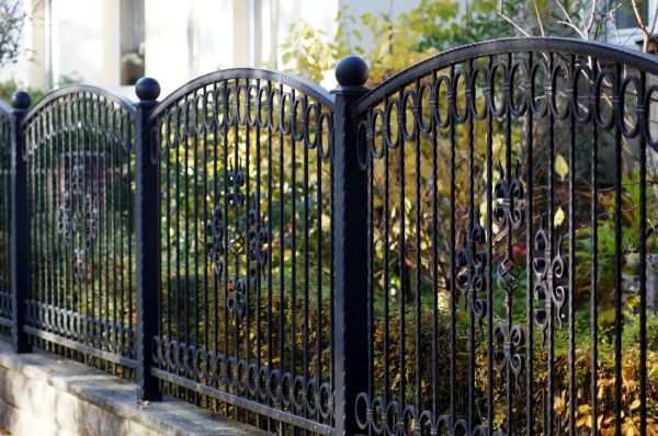 Metal Fencing Setup
