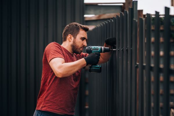 Aluminum Fence Installation