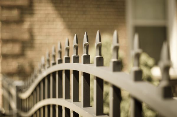 Iron Gate Mounting