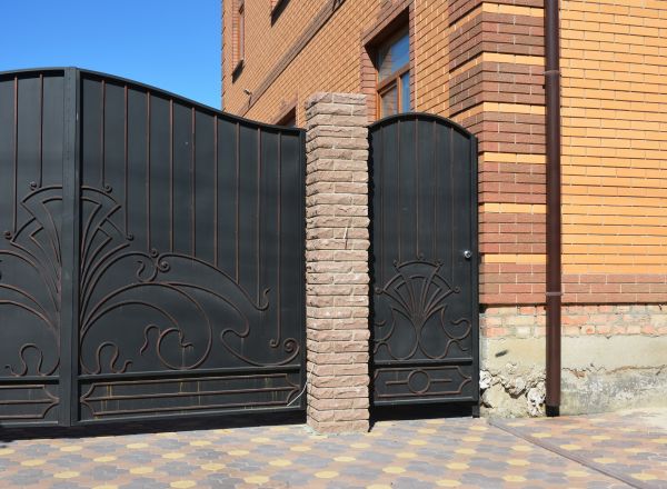 Outdoor Gate Installation